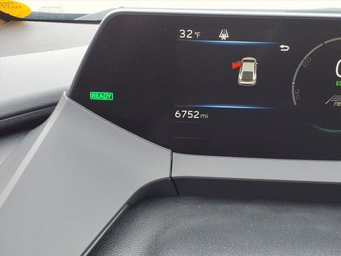 Certified 2024 Toyota Prius Limited image 7