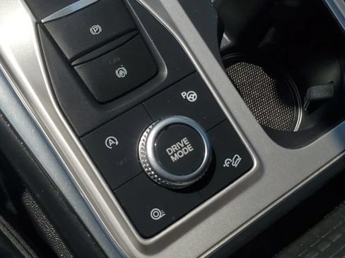 Used 2020 Ford Explorer Platinum w/ Premium Technology Package AWD/4WD image 30