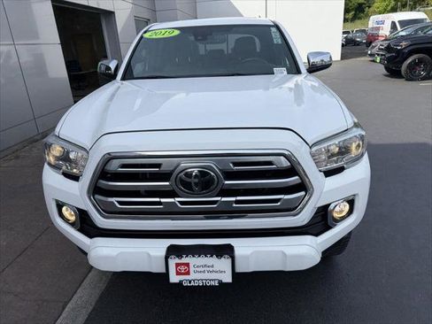 Certified 2019 Toyota Tacoma Limited AWD/4WD image 11