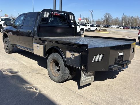 Used 2018 RAM 3500 Tradesman w/ Chrome Appearance Group image 6