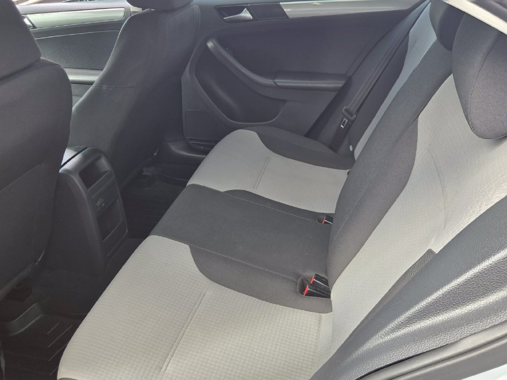 Used 2017 Volkswagen Jetta S FWD image 10