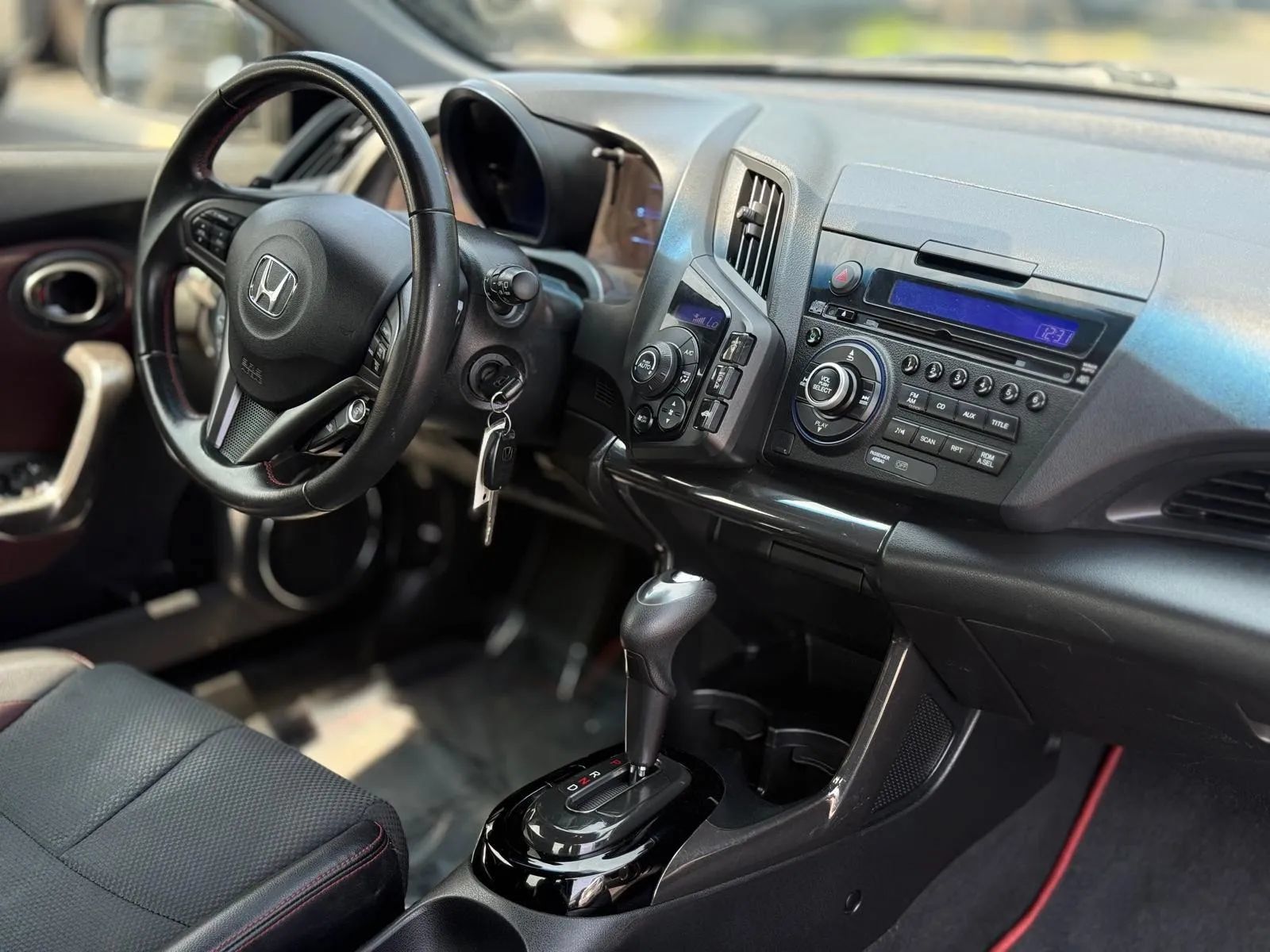 Used 2015 Honda CR-Z EX image 12
