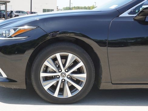 Used 2019 Lexus ES 350 w/ Premium Package FWD image 10