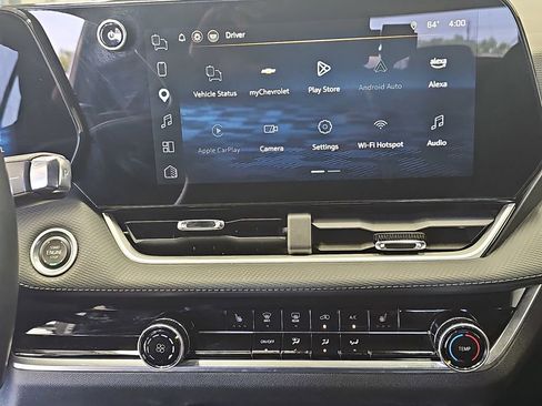 Used 2025 Chevrolet Equinox LT FWD image 19