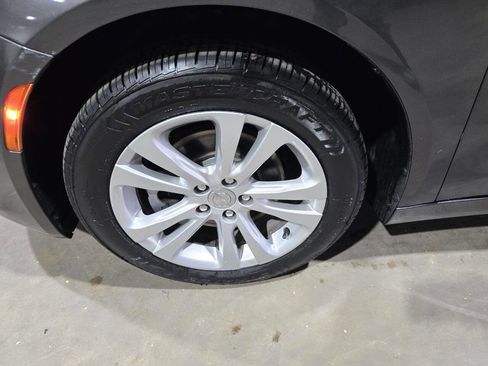 Used 2015 Chrysler 200 Limited w/ Convenience Group image 21
