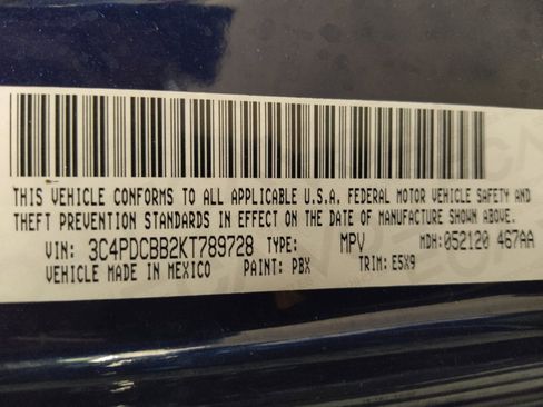Used 2019 Dodge Journey SE w/ Connectivity Group FWD image 33