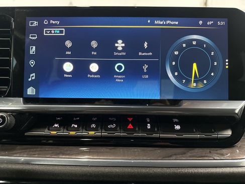 Used 2024 Chevrolet Silverado 1500 LTZ w/ LTZ Premium Package image 32