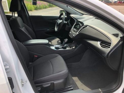 Used 2024 Chevrolet Malibu LT image 22