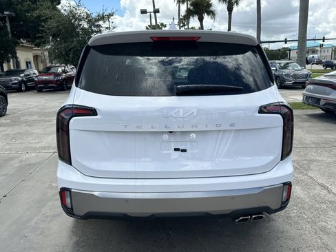 New 2025 Kia Telluride EX w/ EX Captain's Chair Package image 7