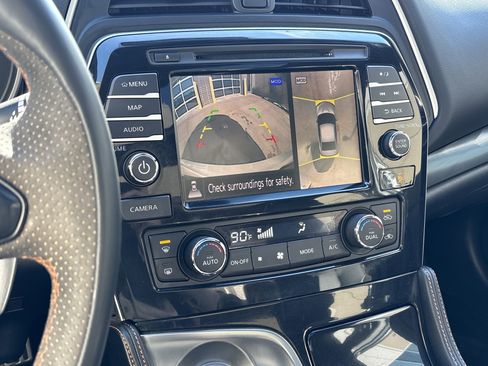Used 2023 Nissan Maxima SR w/ Sport Mat Group image 25