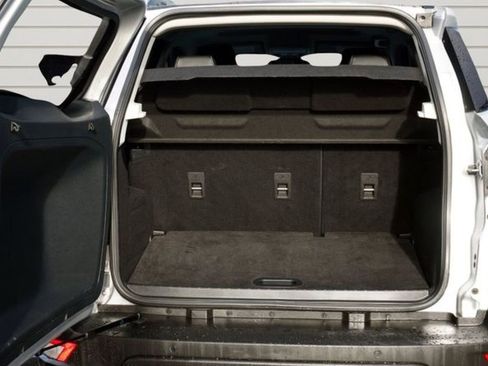 Used 2020 Ford EcoSport SES w/ SES Black Appearance Package image 10