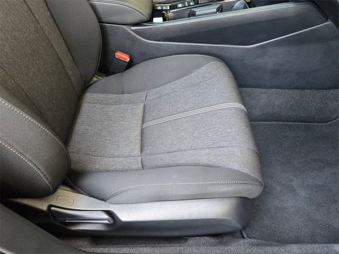 Used 2024 Honda Accord Sport image 25