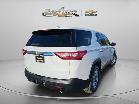 Used 2021 Chevrolet Traverse LS image 8