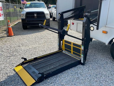 Used 2015 Chevrolet Express 3500 w/ Shuttle Bus Package image 44