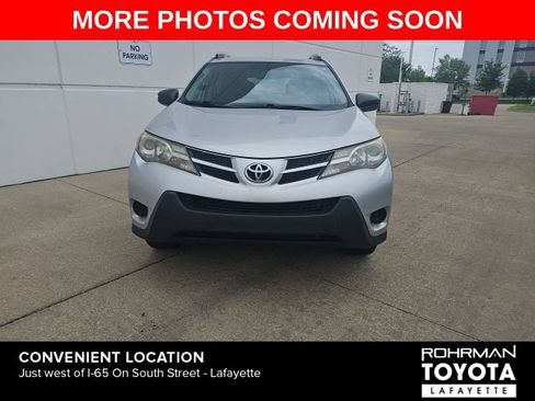 Used 2015 Toyota RAV4 LE AWD/4WD image 2