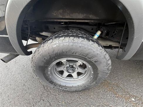 Used 2014 Ford F150 FX4 w/ Equipment Group 402A Luxury image 15