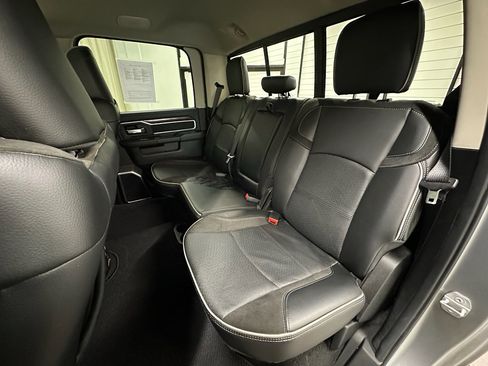 Used 2024 RAM 2500 Laramie image 28