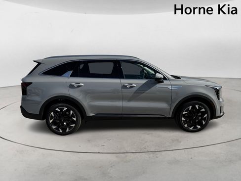 New 2026 Kia Sorento SX image 3