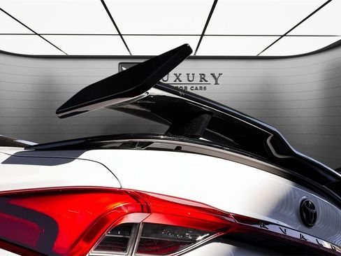 Used 2020 Toyota Avalon TRD image 18