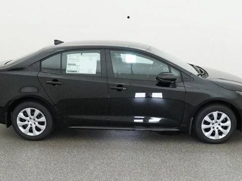 New 2026 Toyota Corolla LE FWD image 21