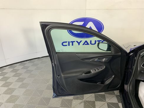 Used 2023 Chevrolet Malibu LT image 14