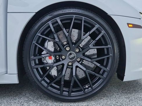 Used 2018 Audi R8 V10 plus image 14