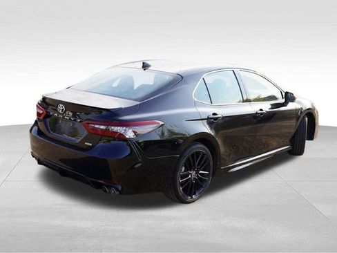 Used 2024 Toyota Camry XSE image 5