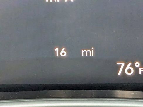 New 2026 Chrysler Pacifica Select FWD image 29
