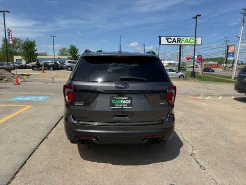 Used 2018 Ford Explorer Sport AWD/4WD image 10
