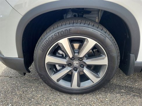 New 2025 Honda Pilot Elite image 6