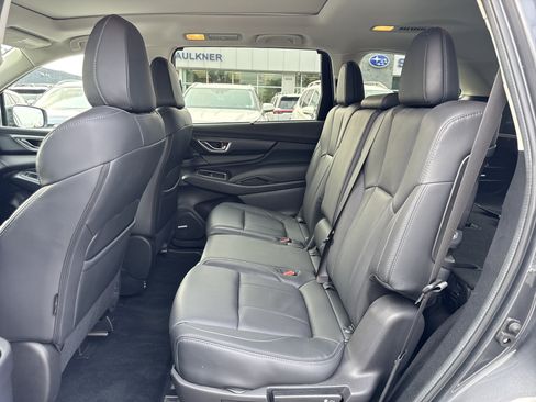 Used 2023 Subaru Ascent Limited w/ Technology Package AWD/4WD image 19