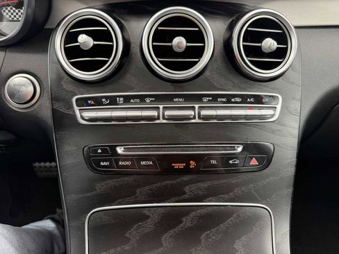 Used 2019 Mercedes-Benz GLC 43 AMG 4MATIC Coupe image 36