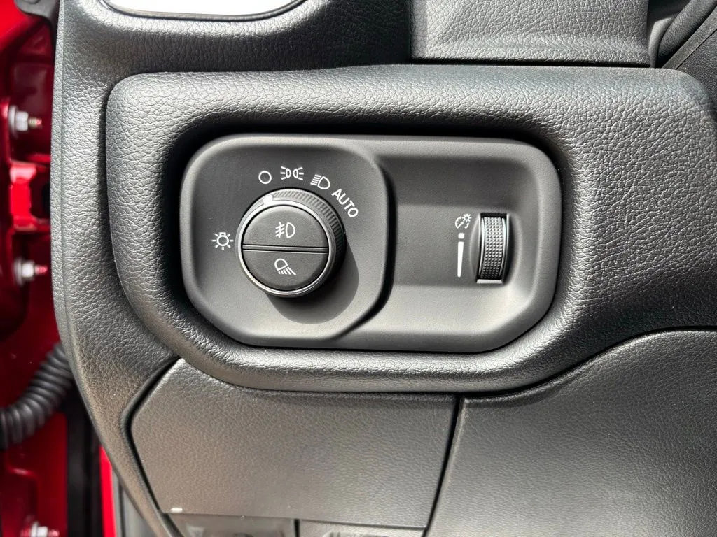 New 2026 RAM 2500 Big Horn AWD/4WD image 15