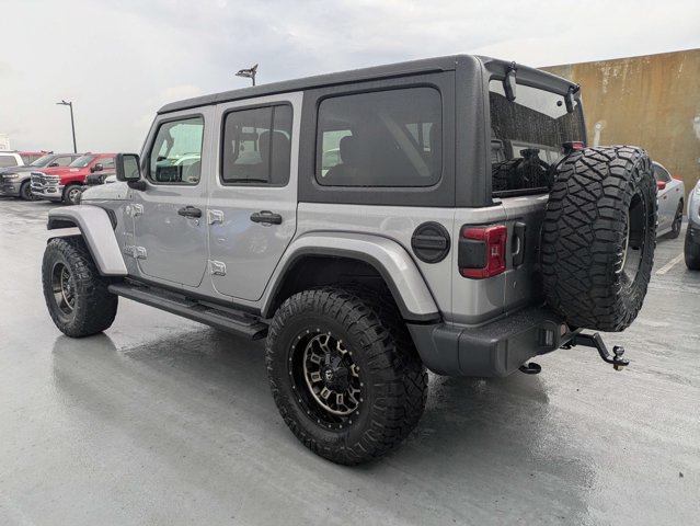 Used 2019 Jeep Wrangler Unlimited Sahara AWD/4WD image 5