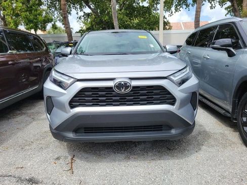 Used 2025 Toyota RAV4 XLE image 2