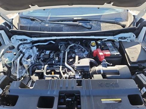 New 2025 Nissan Kicks SR w/ Interior Electronics Package image 17