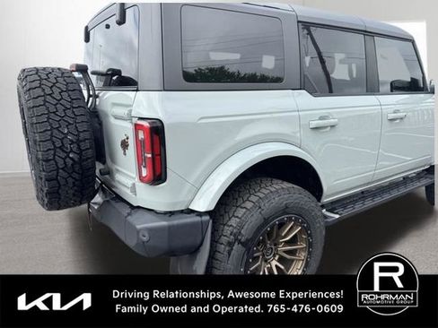 Used 2022 Ford Bronco Outer Banks AWD/4WD image 5