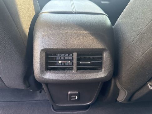 Used 2023 GMC Terrain SLE w/ Driver Convenience Package AWD/4WD image 20