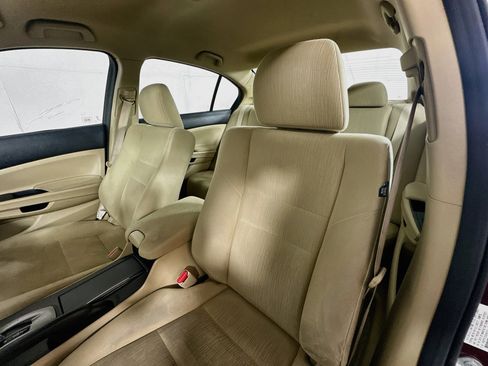 Used 2012 Honda Accord LX image 18