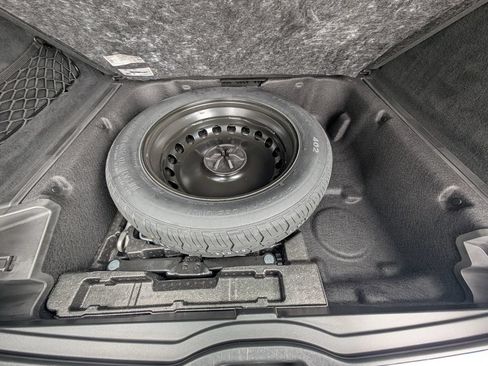 Used 2025 Mercedes-Benz GLE 350 4MATIC image 55
