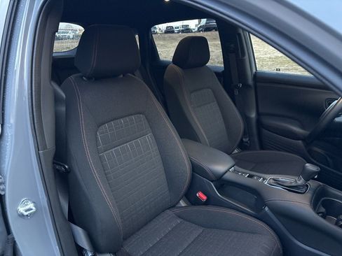 Certified 2025 Honda HR-V Sport image 10