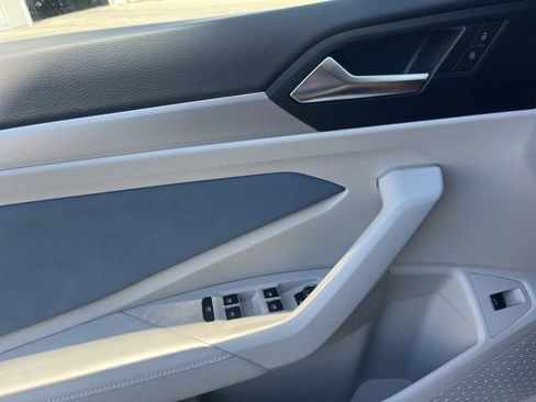 New 2026 Volkswagen Jetta SE FWD image 7