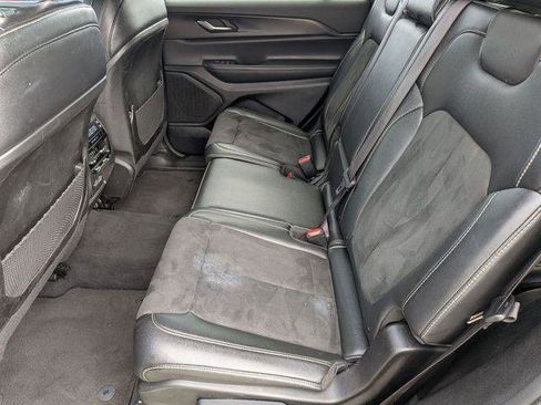 Certified 2024 Jeep Grand Cherokee L Laredo image 24