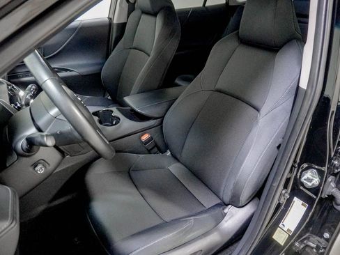 Used 2023 Toyota Venza LE AWD/4WD image 20