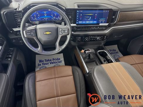 Used 2025 Chevrolet Silverado 1500 High Country w/ Technology Package AWD/4WD image 28