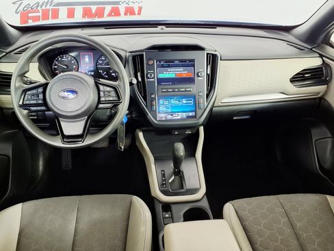 Used 2025 Subaru Forester AWD/4WD image 11