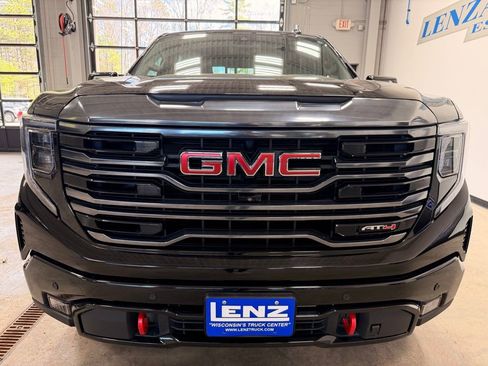Used 2023 GMC Sierra 1500 AT4 w/ AT4 Preferred Package image 3