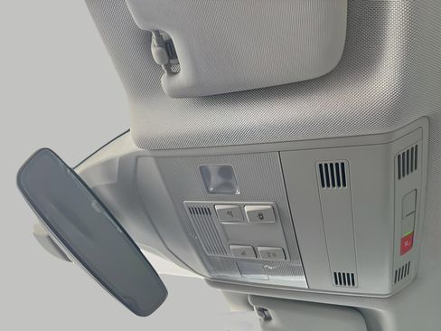 New 2025 Volkswagen Jetta S image 21