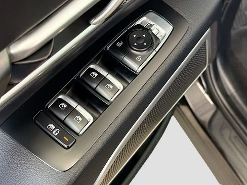 Used 2022 Kia Telluride S AWD/4WD image 19