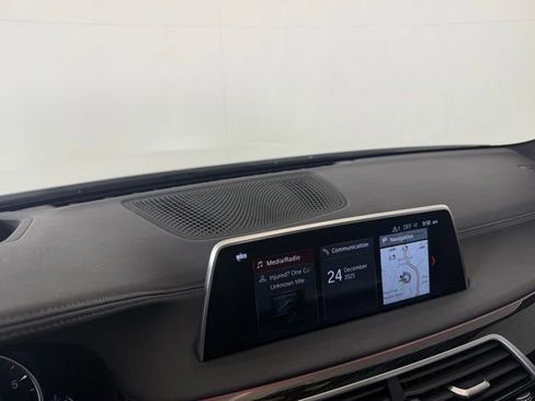 Used 2018 BMW 740i 740i image 27